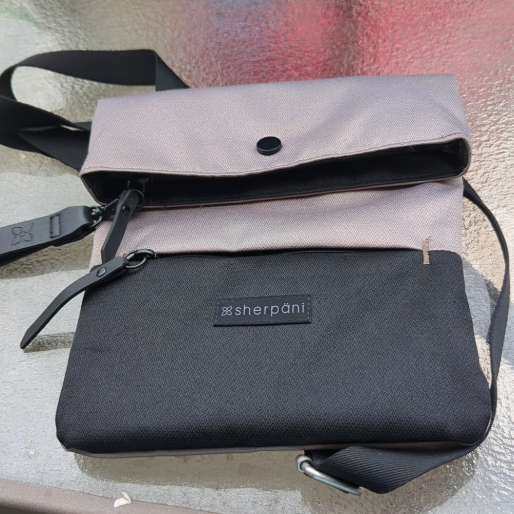 Sherpani Grey And Black Pica Crossbody Bag Fold Over Ajustable Travel Purse